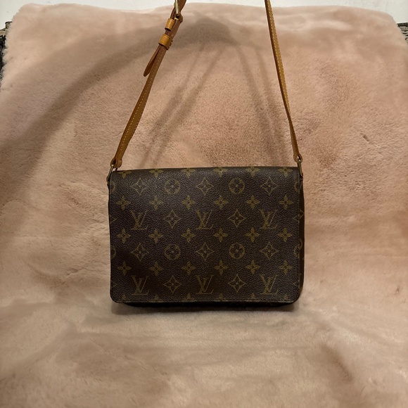 Vintage LV musette tango shoulder bag - Picture 2 of 16